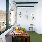 Home2book Stunning Harbour&cliff View Gigantes Appartement *
