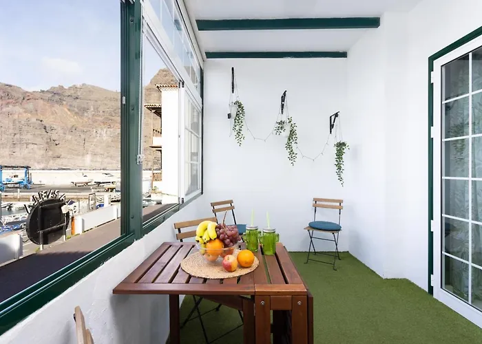 Home2book Stunning Harbour&cliff View Gigantes Lägenhet *